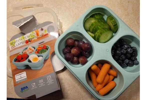 Crofton Collapsible Meal Kit filled with fruits and vegetables